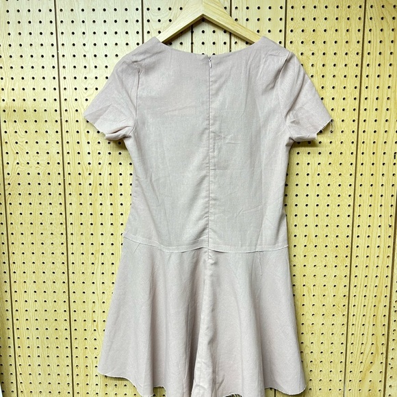 Showpo blush Mini Dress - Picture 7 of 8